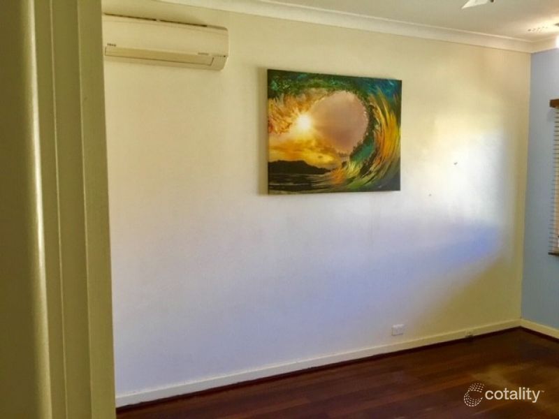2 Devonshire St, Withers, WA 6230