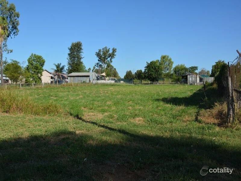 74-76 Rugby St, Mitchell, QLD 4465