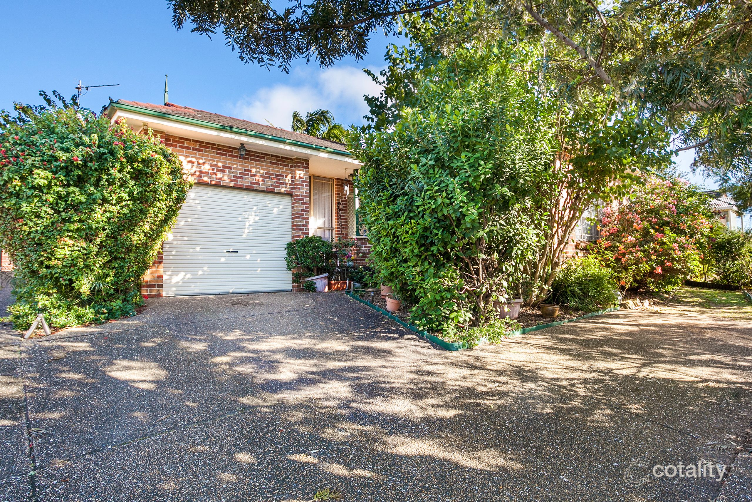 2/72-74 Daintree Dr, Albion Park, NSW 2527