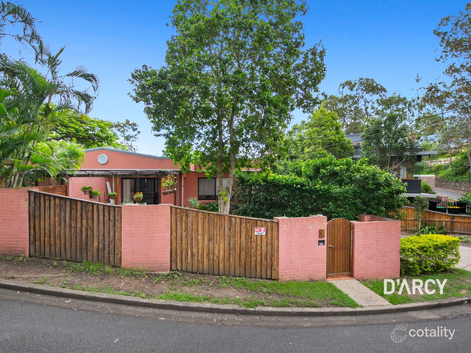 2/80 Hebe St, Bardon, QLD 4065