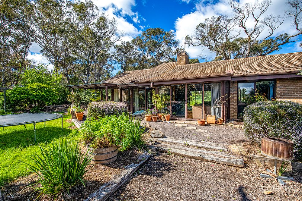44 Poppet Rd, Wamboin, NSW 2620