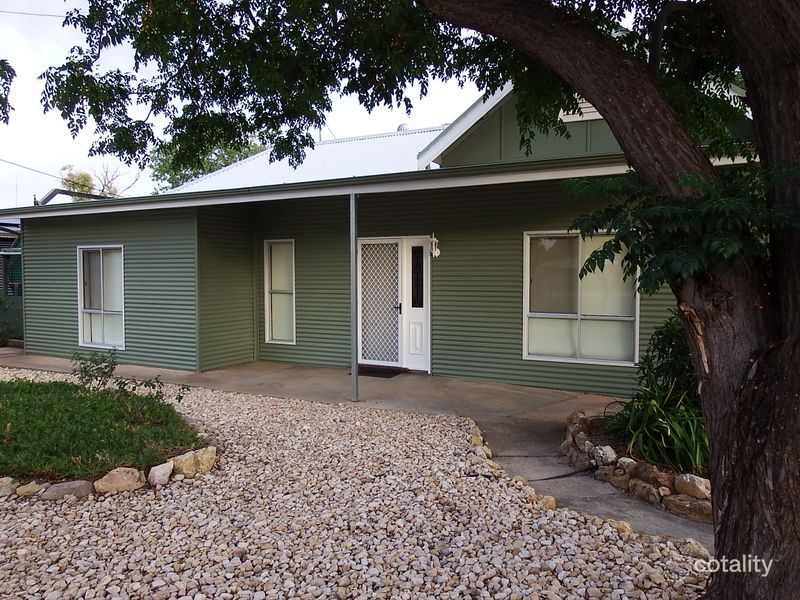 2 Waye St, Berri, SA 5343