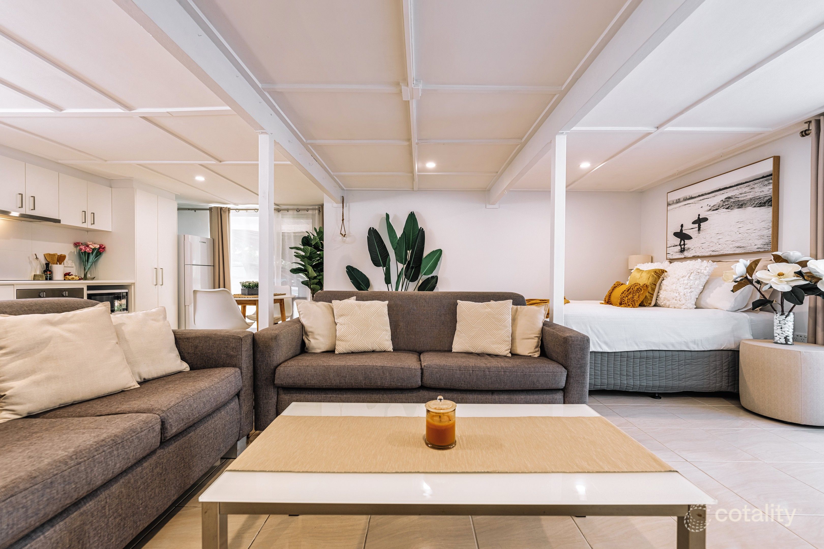 9 Merinda Ct, Southport, QLD 4215