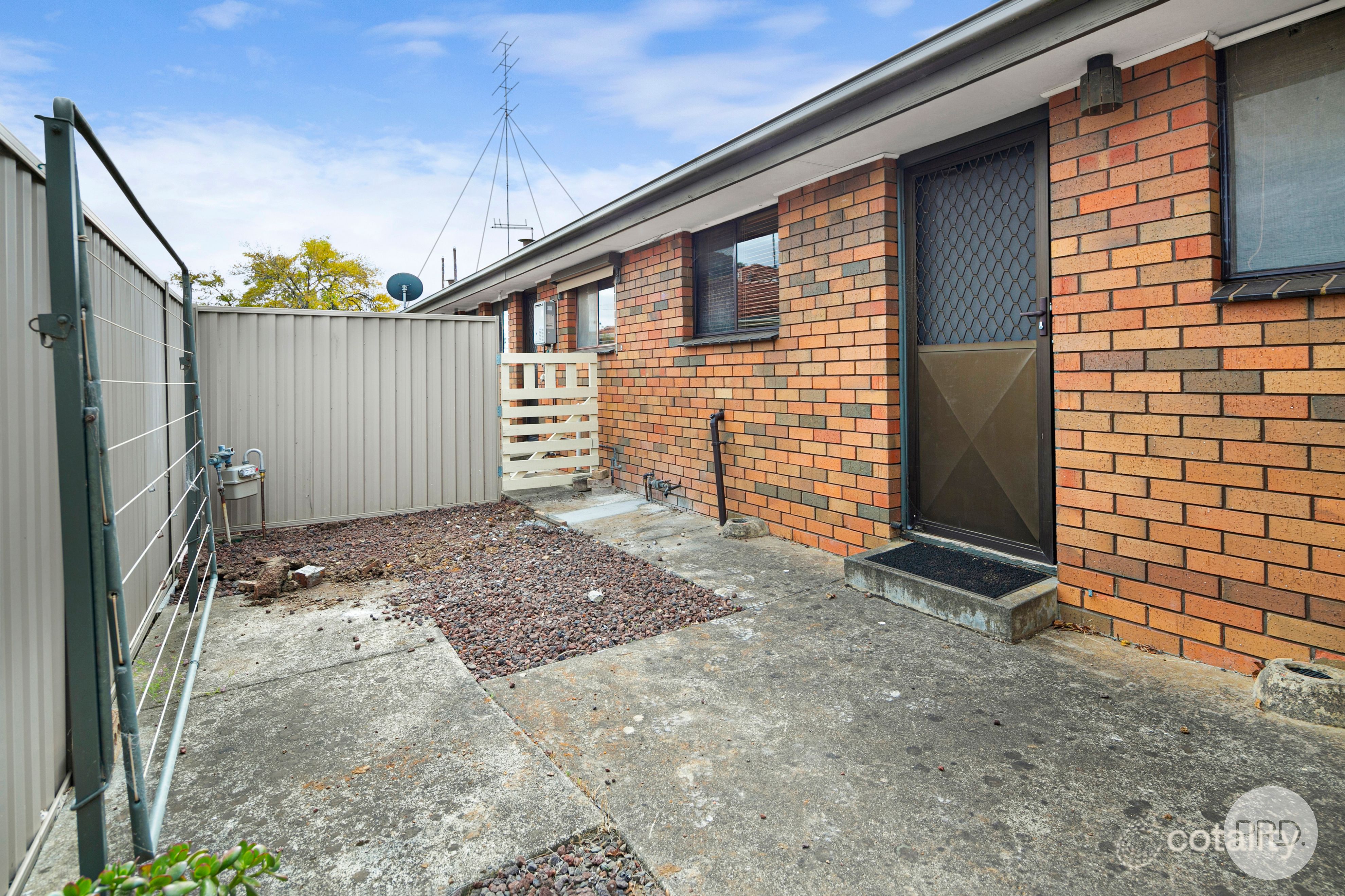 4/7 Leopold St, Alfredton, VIC 3350