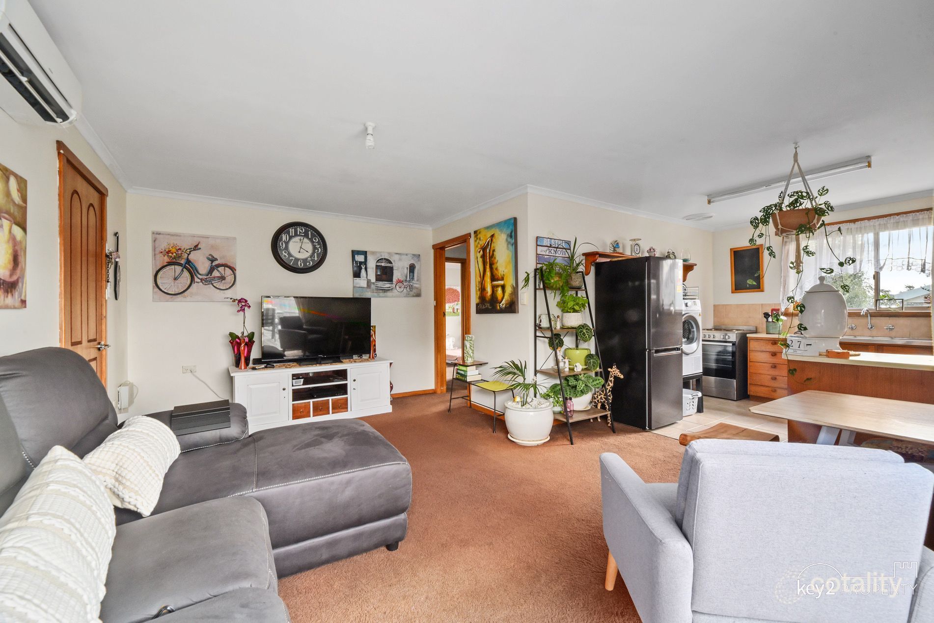 2/16 Bishops Dr, Newnham, TAS 7248