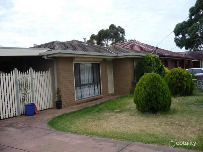 77 Shane Ave, Seabrook, VIC 3028