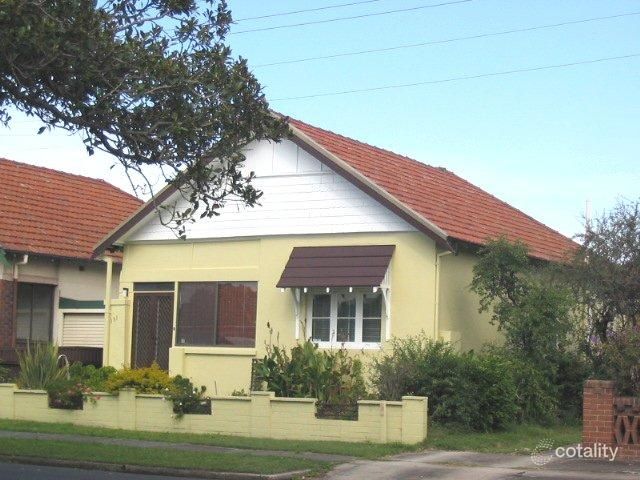 131 Tudor St, Hamilton, NSW 2303