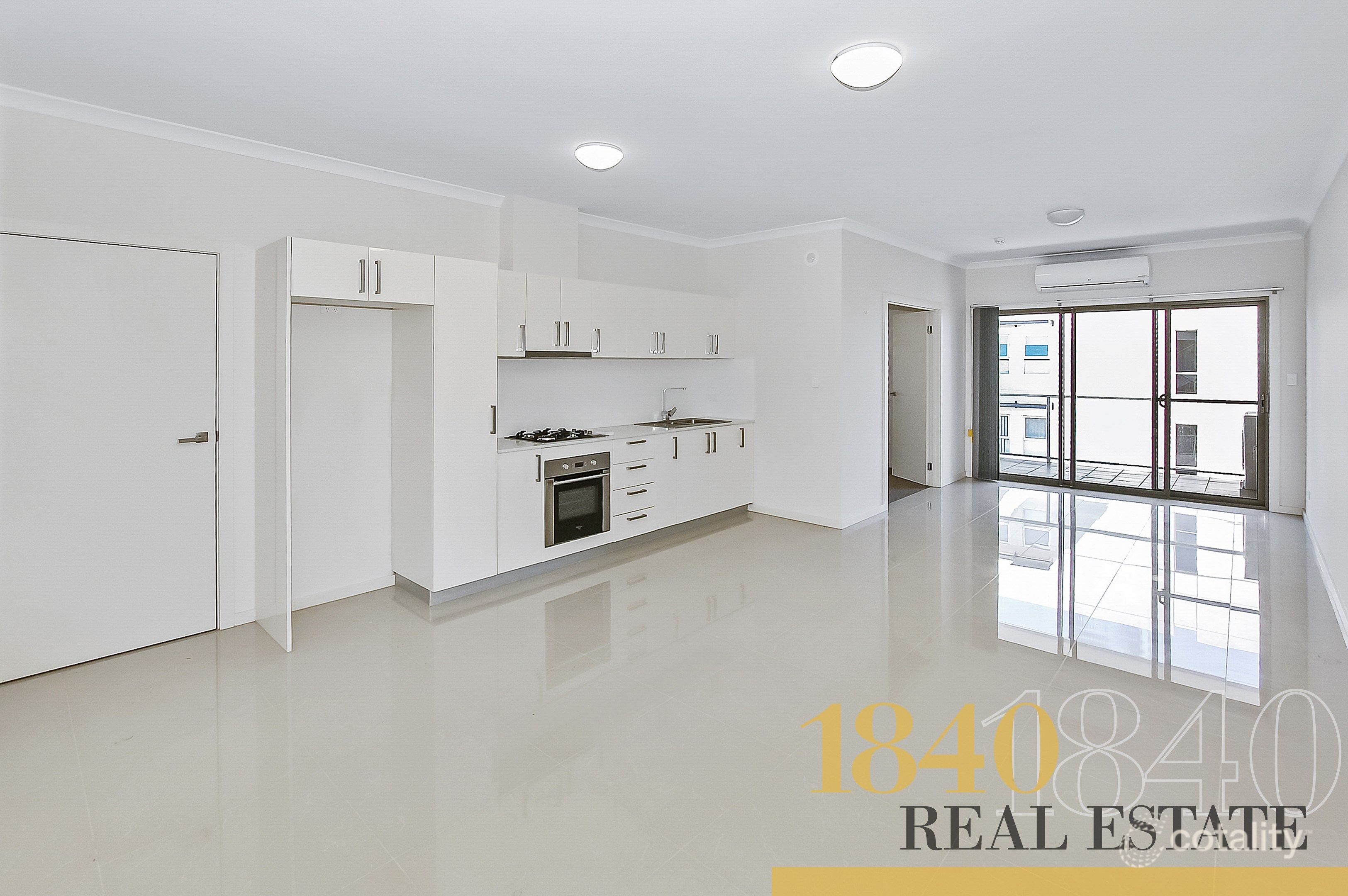 215/2 Augustine St, Mawson Lakes, SA 5095