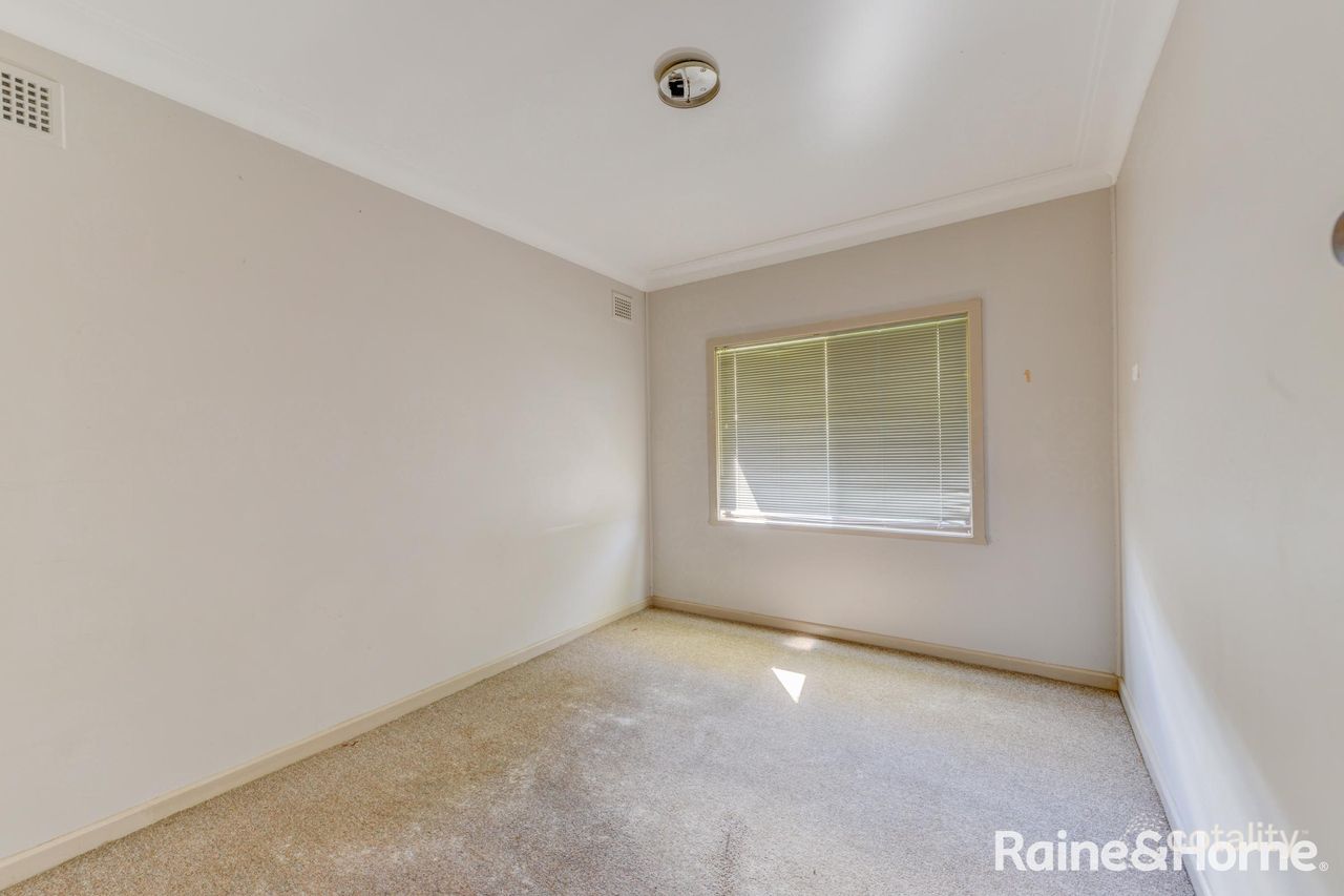 39 Byrnes Ave, Tamworth, NSW 2340