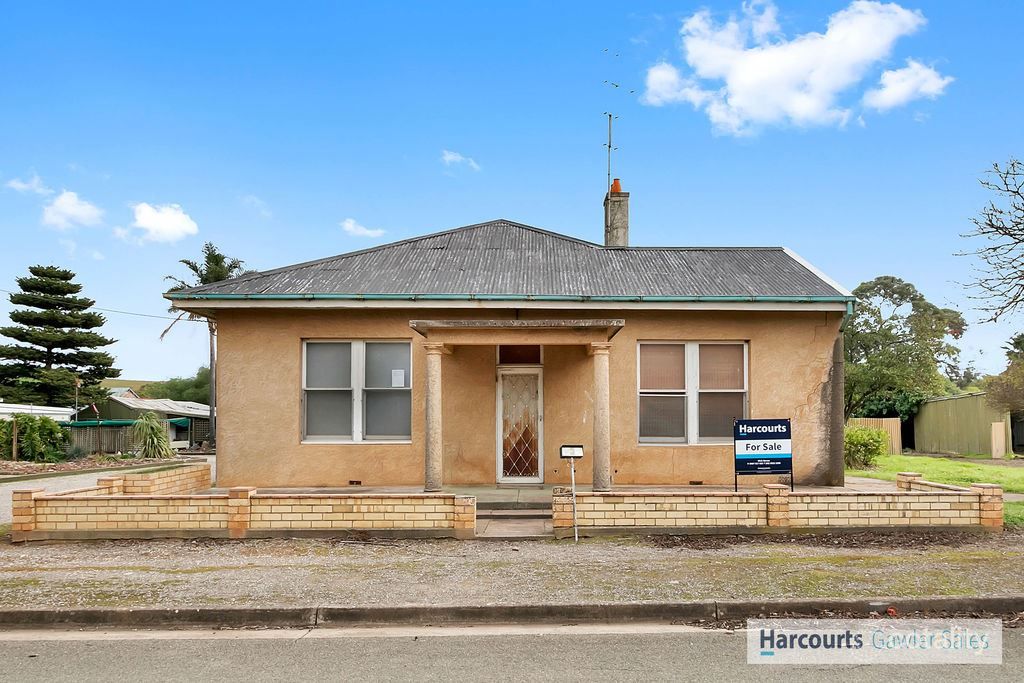 8 Newark St, Saddleworth, SA 5413