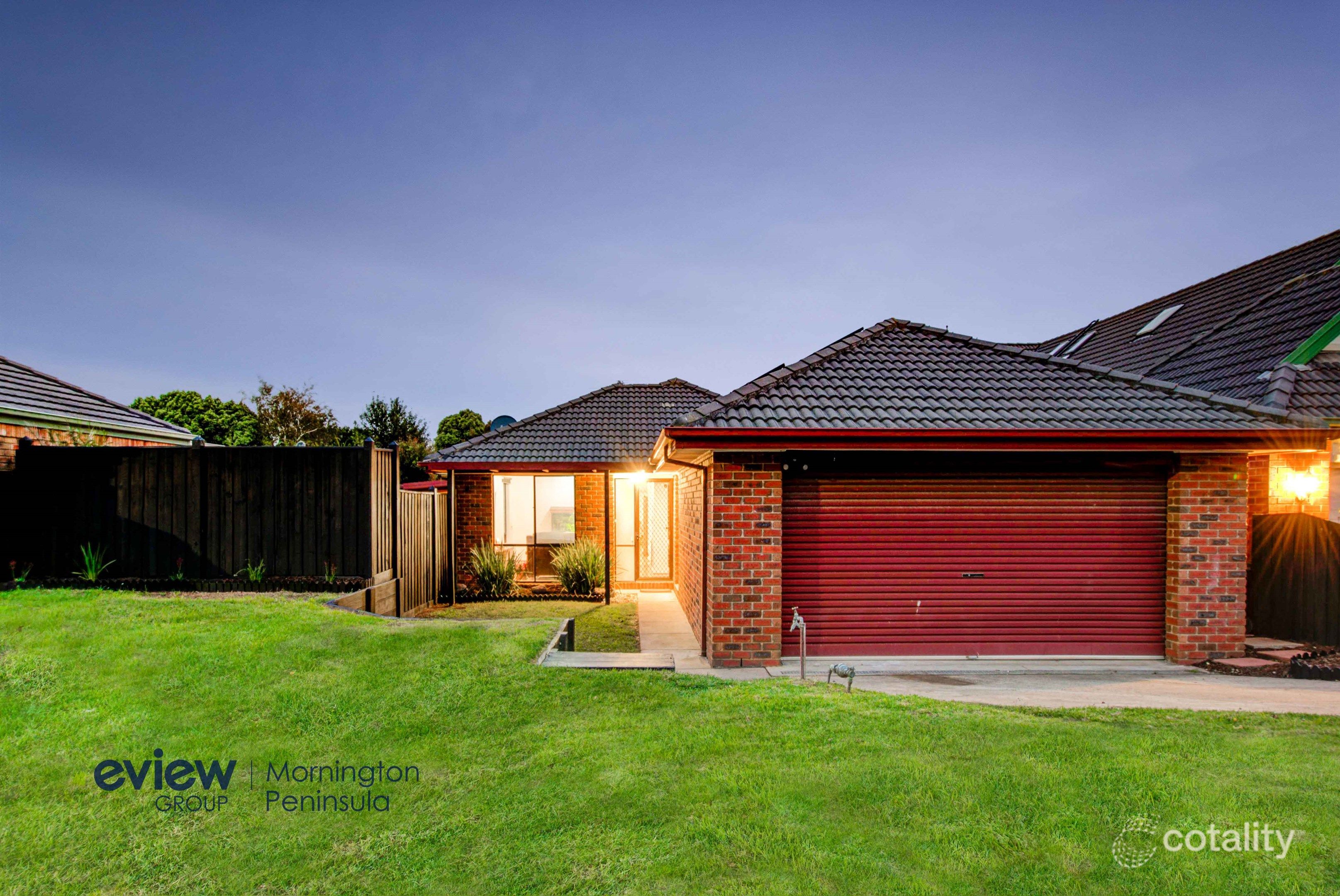 10 Playfield Gr, Mornington, VIC 3931