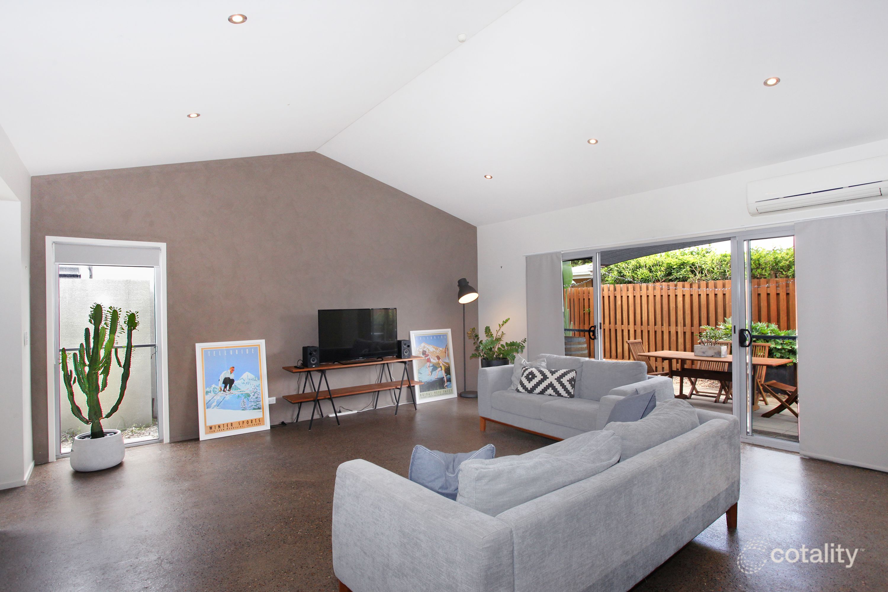 24 Seychelles Pl, Parrearra, QLD 4575