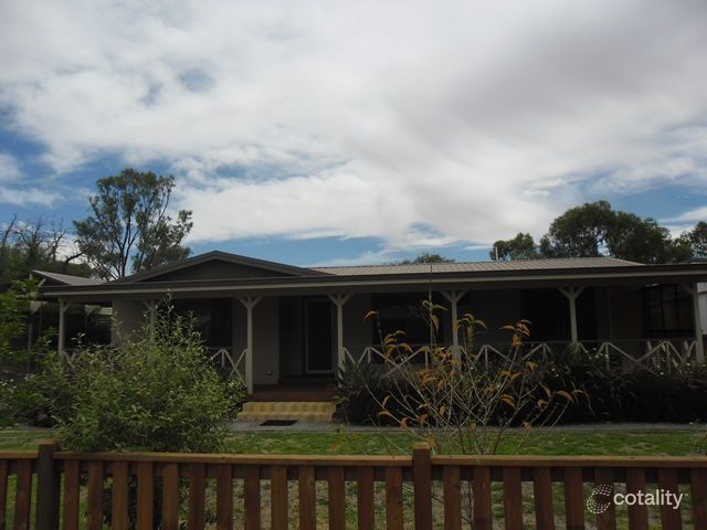 33 Livingstone St, Perenjori, WA 6620