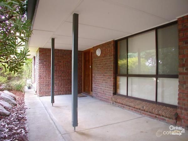17 Abberton St, Flagstaff Hill, SA 5159