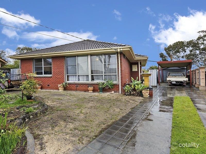 34 Hitchcock St, Breakwater, VIC 3219