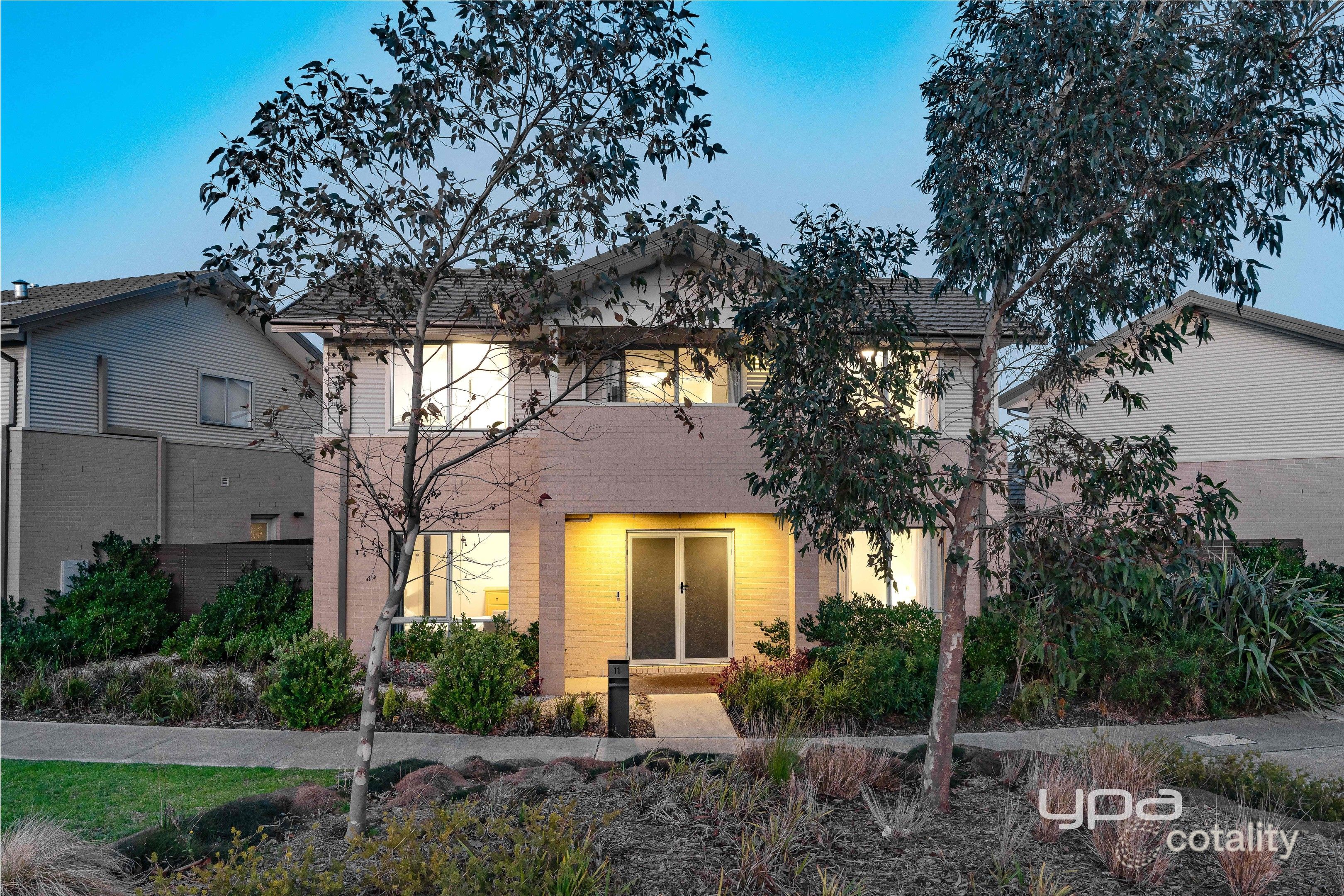 11 Parkfield Walk, Westmeadows, VIC 3049