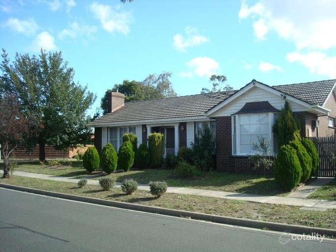 1 Weber Cres, Burwood East, VIC 3151