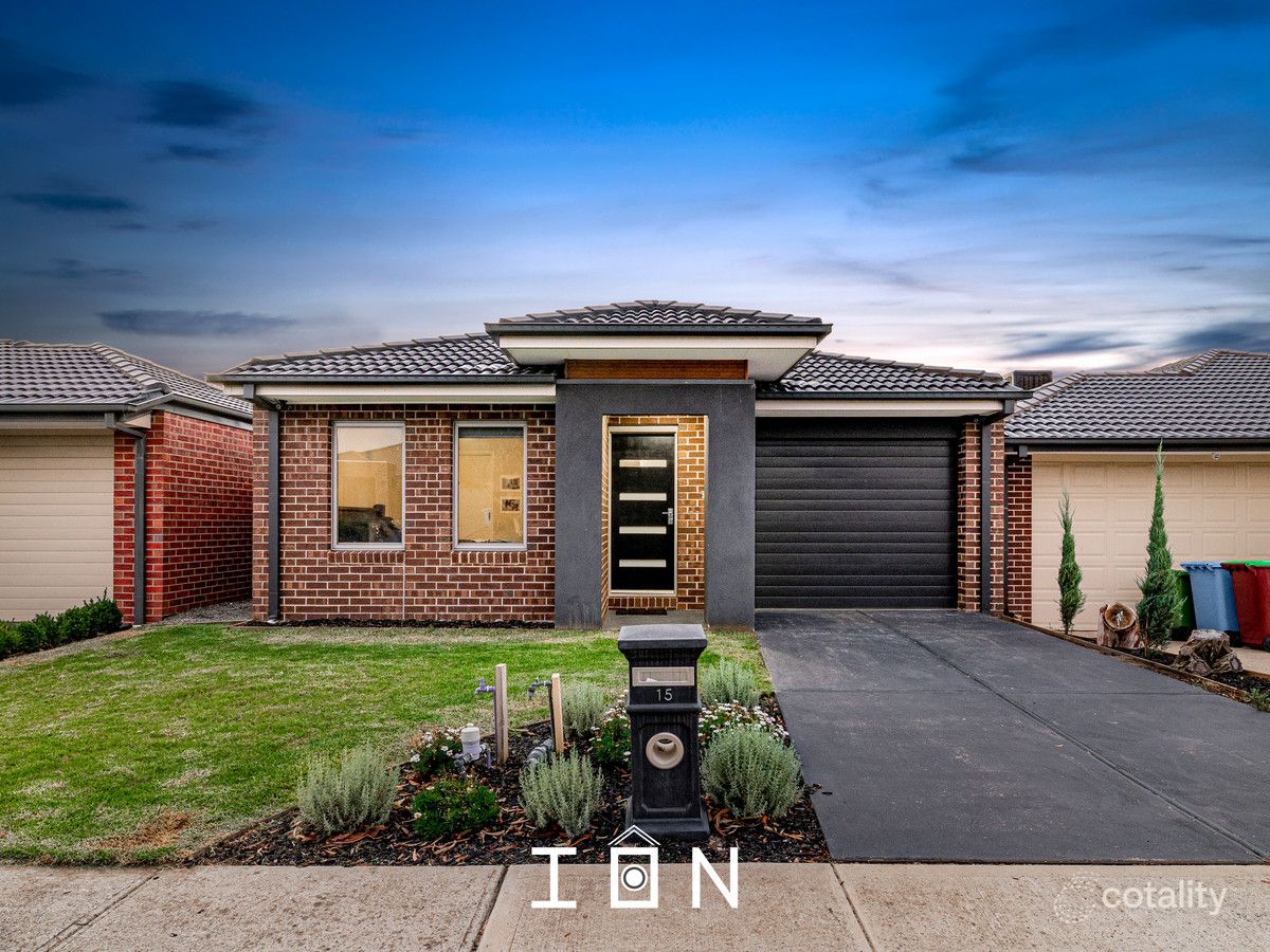 15 Black Gum Cres, Cranbourne West, VIC 3977