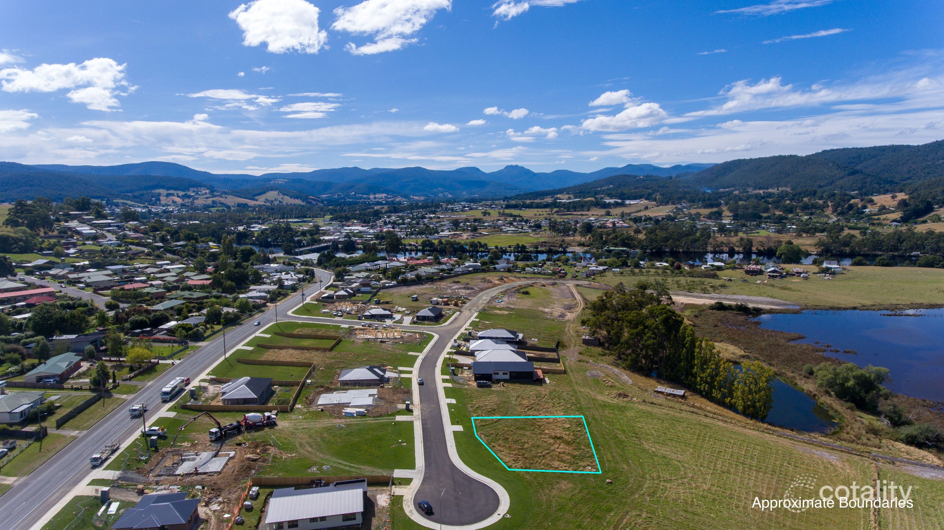 13 Southbridge Pl, Huonville, TAS 7109