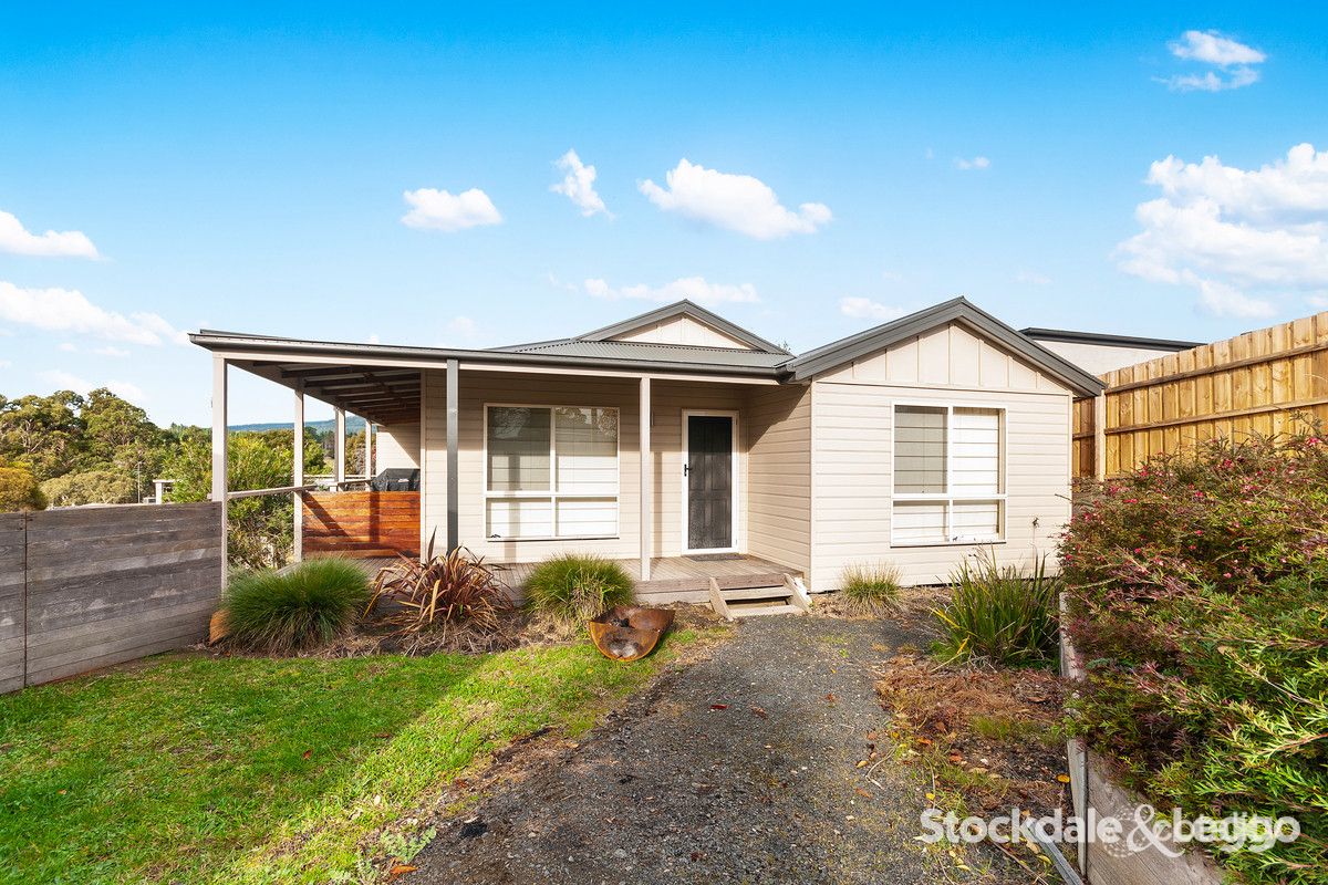 6 Omaru Ct, Churchill, VIC 3842