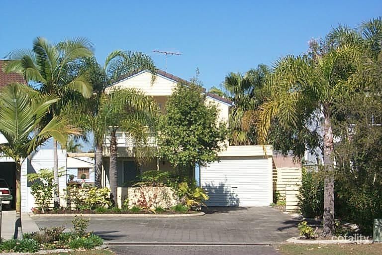 1/14f Admirals Ct, Mooloolaba, QLD 4557