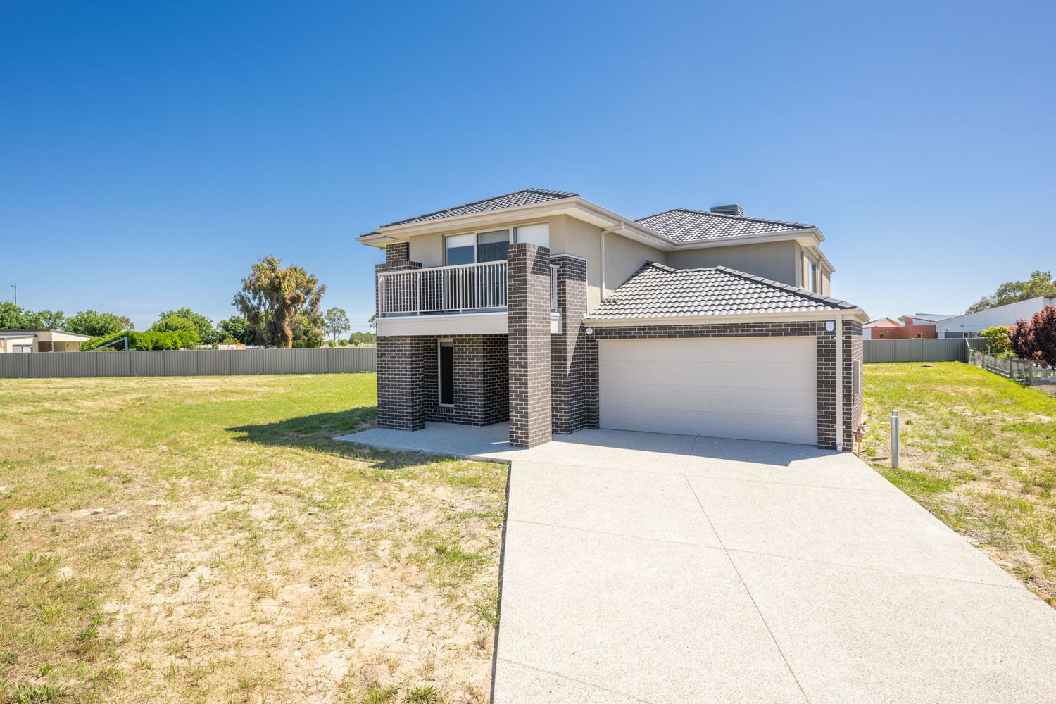 9 Columbia Pl, Shepparton North, VIC 3631