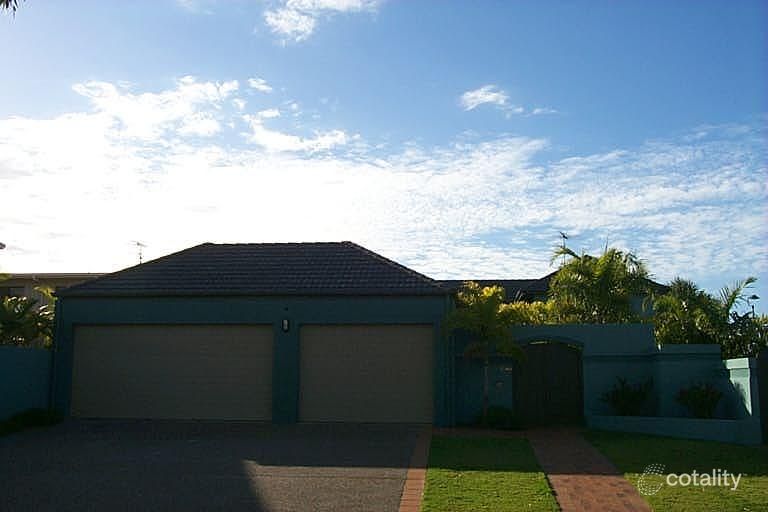 122 Mooloolah Dr, Minyama, QLD 4575