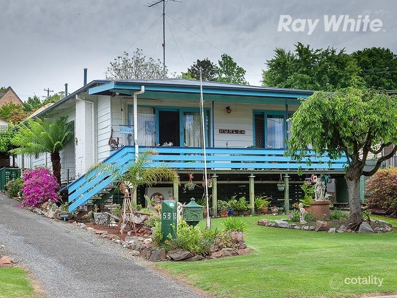 53 Queen Elizabeth Dr, Tallangatta, VIC 3700