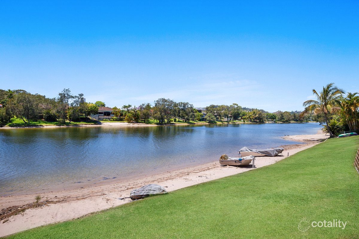 3/26-30 Dunlin Dr, Burleigh Waters, QLD 4220