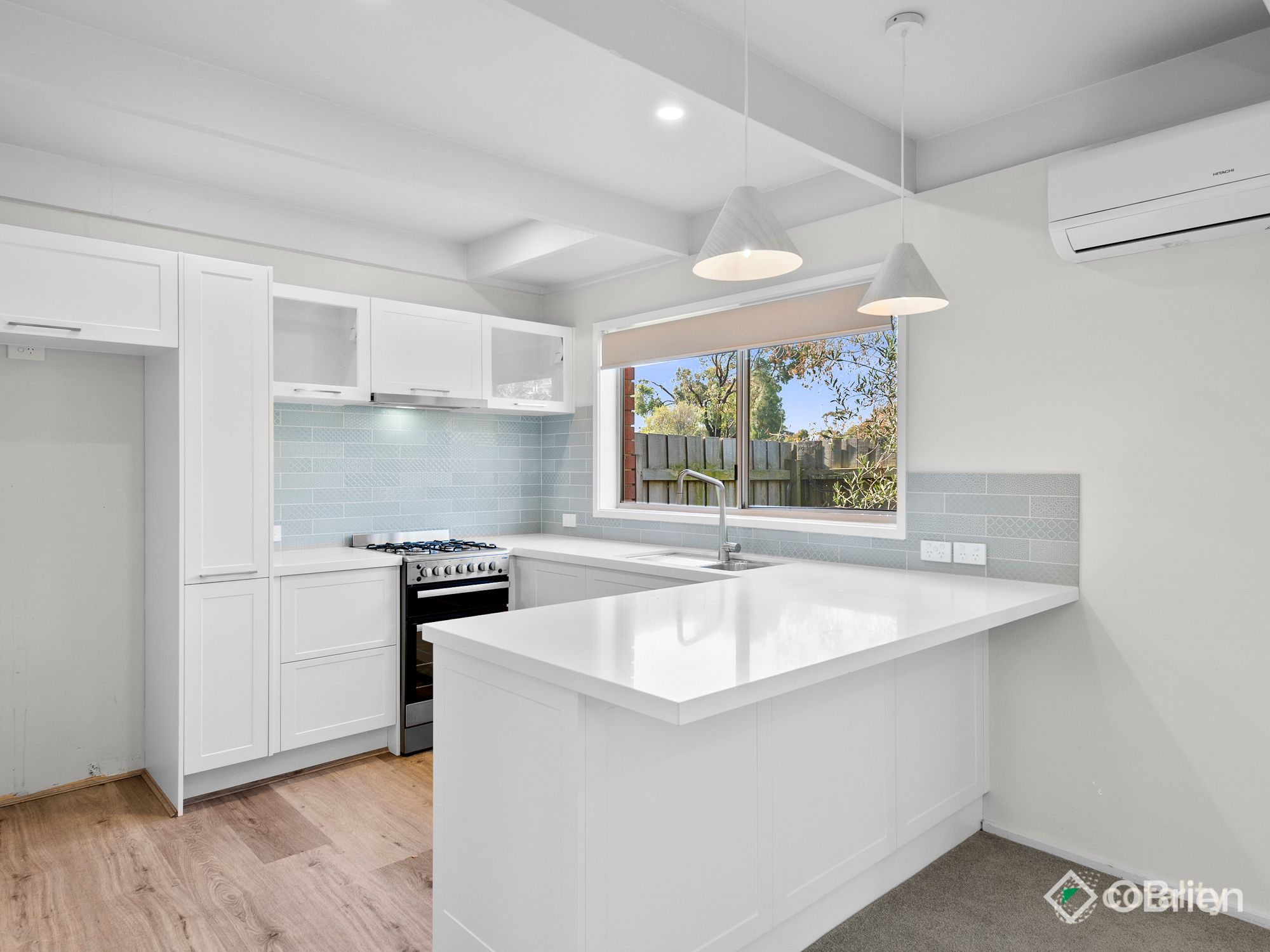 4 Jeremy Ct, Mornington, VIC 3931