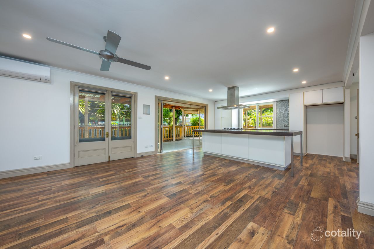 4 Melvins Rd, Riddells Creek, VIC 3431