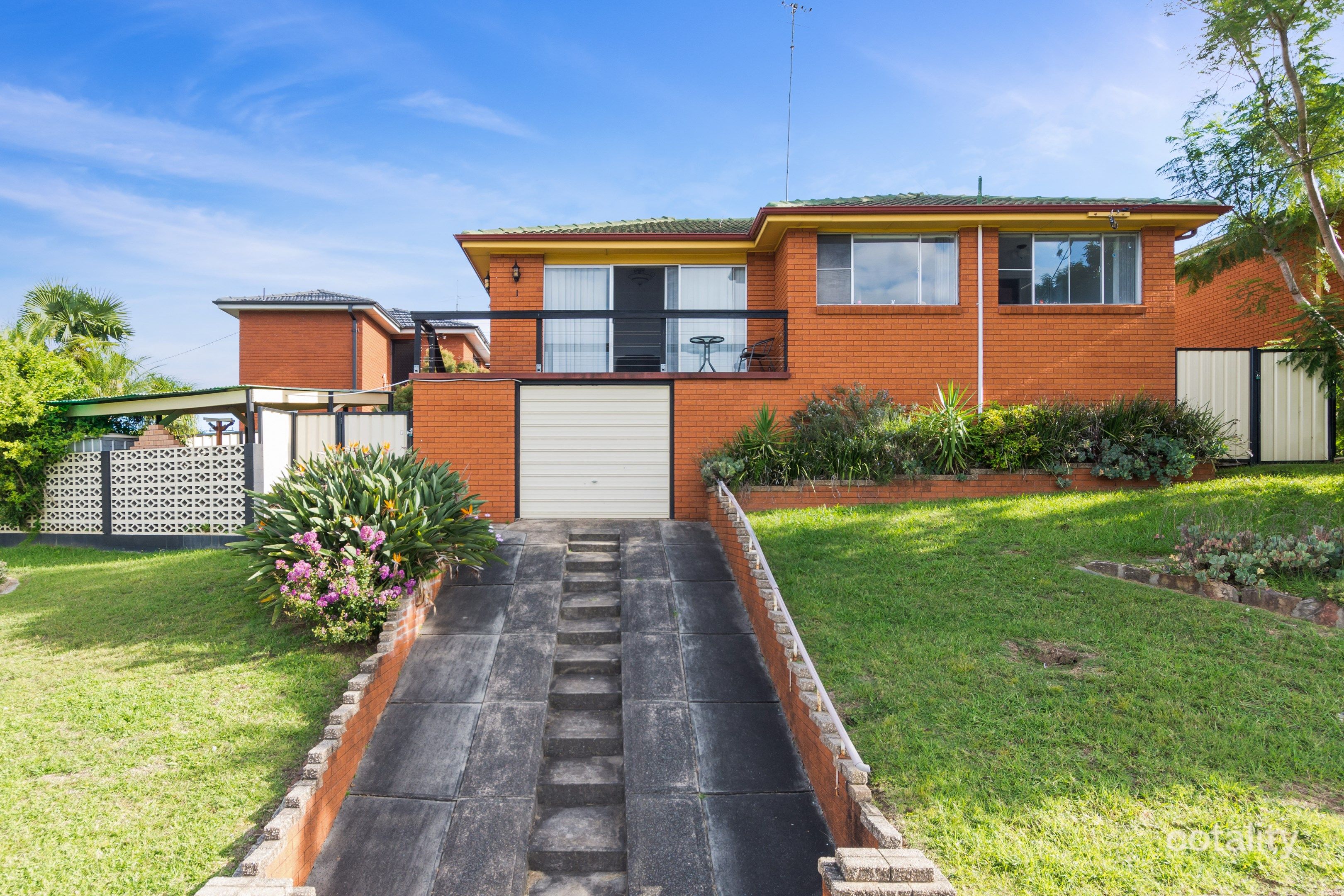 1 Beverley Ave, Unanderra, NSW 2526