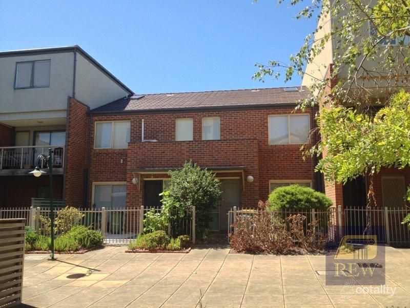 12 Ribbony Walk, Maribyrnong, VIC 3032