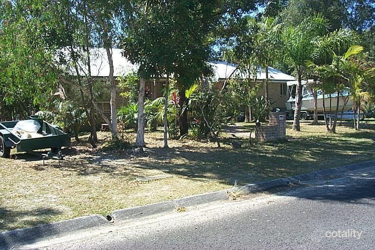 27 Matong Dr, Ocean Shores, NSW 2483