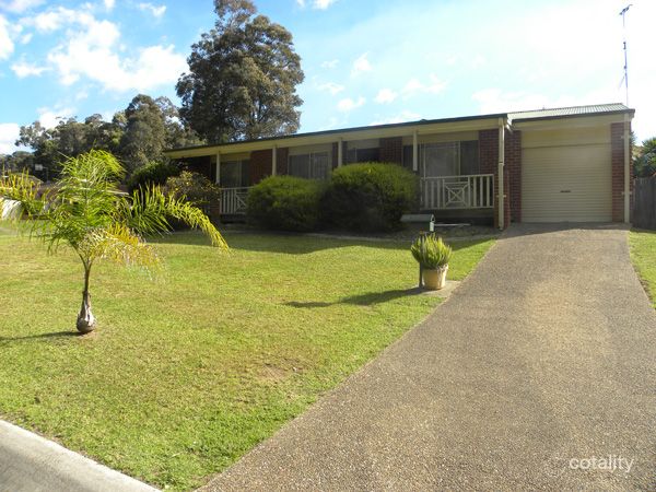 86 Hume Rd, Sunshine Bay, NSW 2536