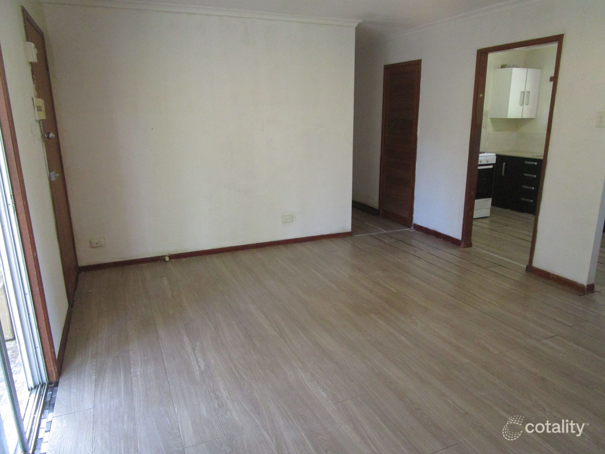 15 Maple St, Kingston, QLD 4114