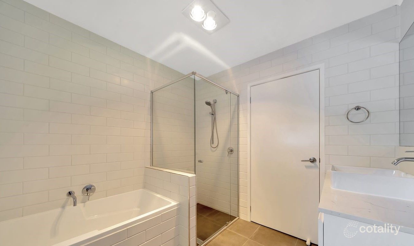 30 Lisbeth St, Springwood, QLD 4127