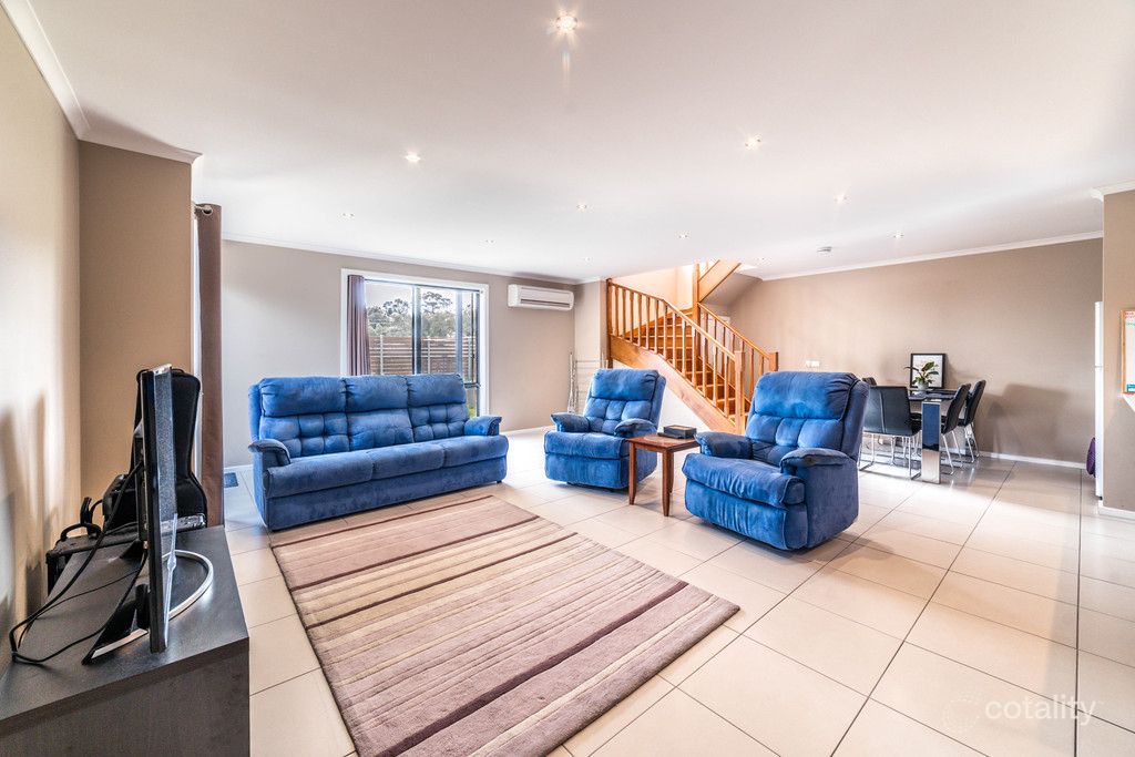 1 Lorne Tce, Flora Hill, VIC 3550