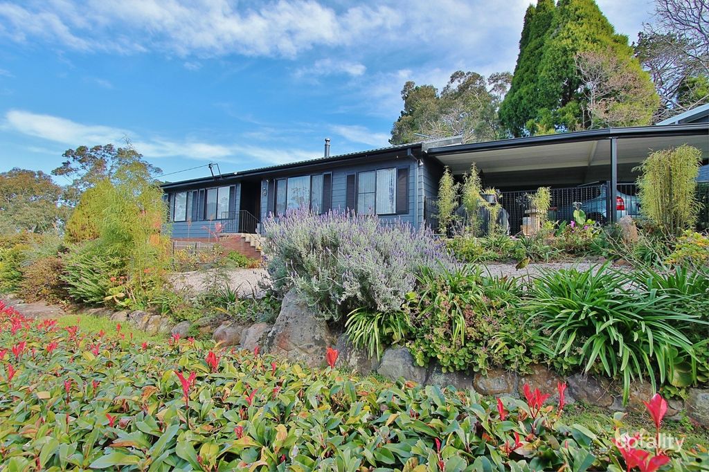 9 George St, Hazelbrook, NSW 2779