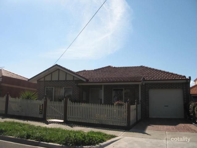 42a Emerald St, Essendon West, VIC 3040