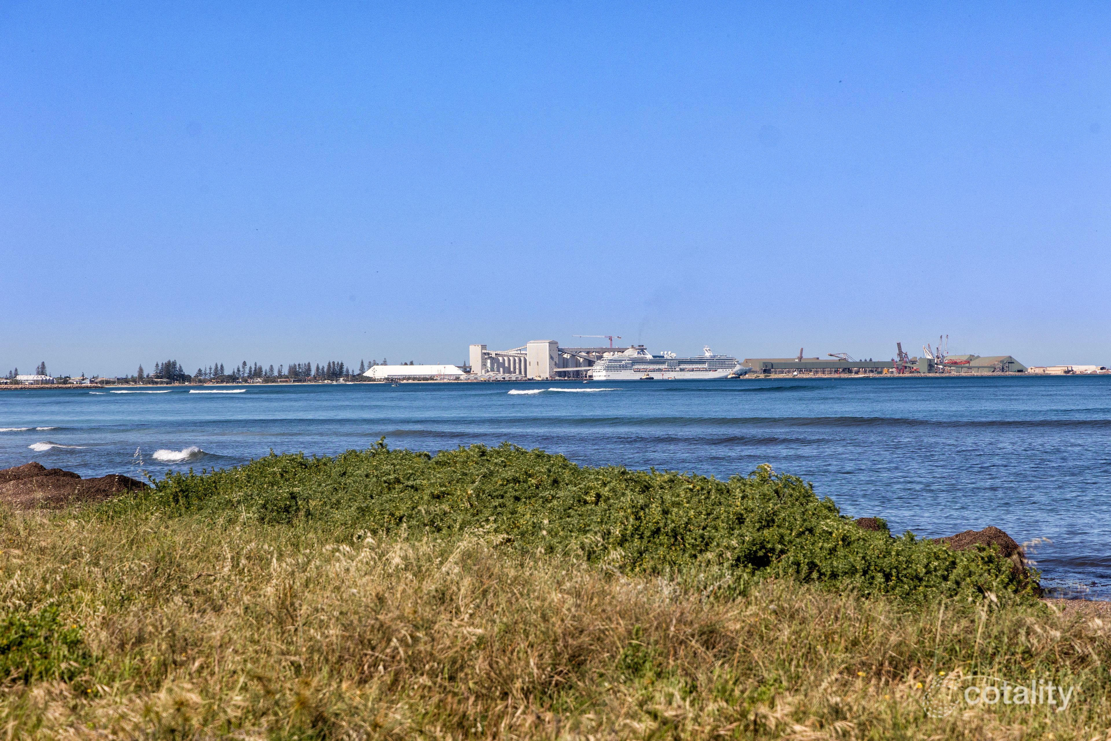 138 Kempton Street, Bluff Point, WA 6530 sold on 11 October 2024 ...