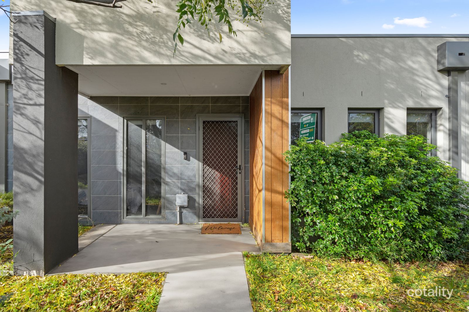 12 Grandvue Bvd, Pakenham, VIC 3810