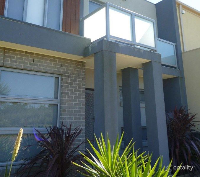 21 Knoll Walk, Epping, VIC 3076