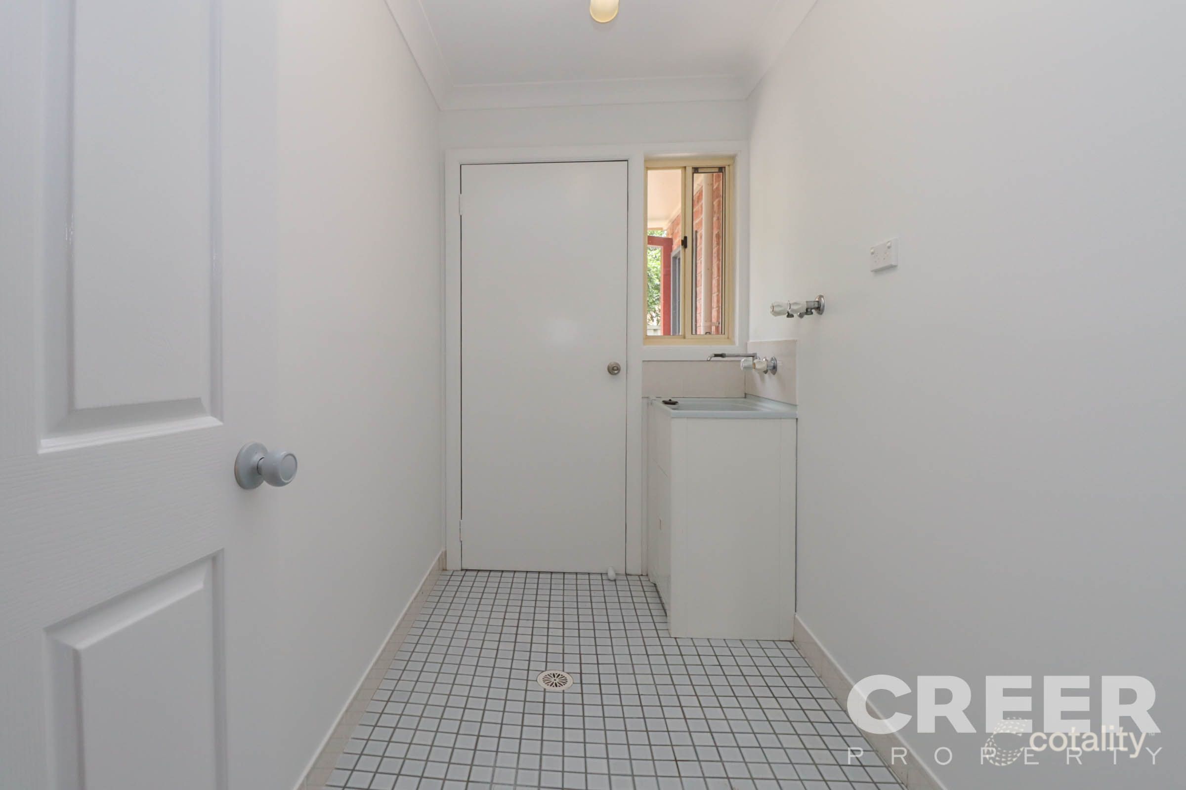 2/8 Haddington Dr, Cardiff South, NSW 2285