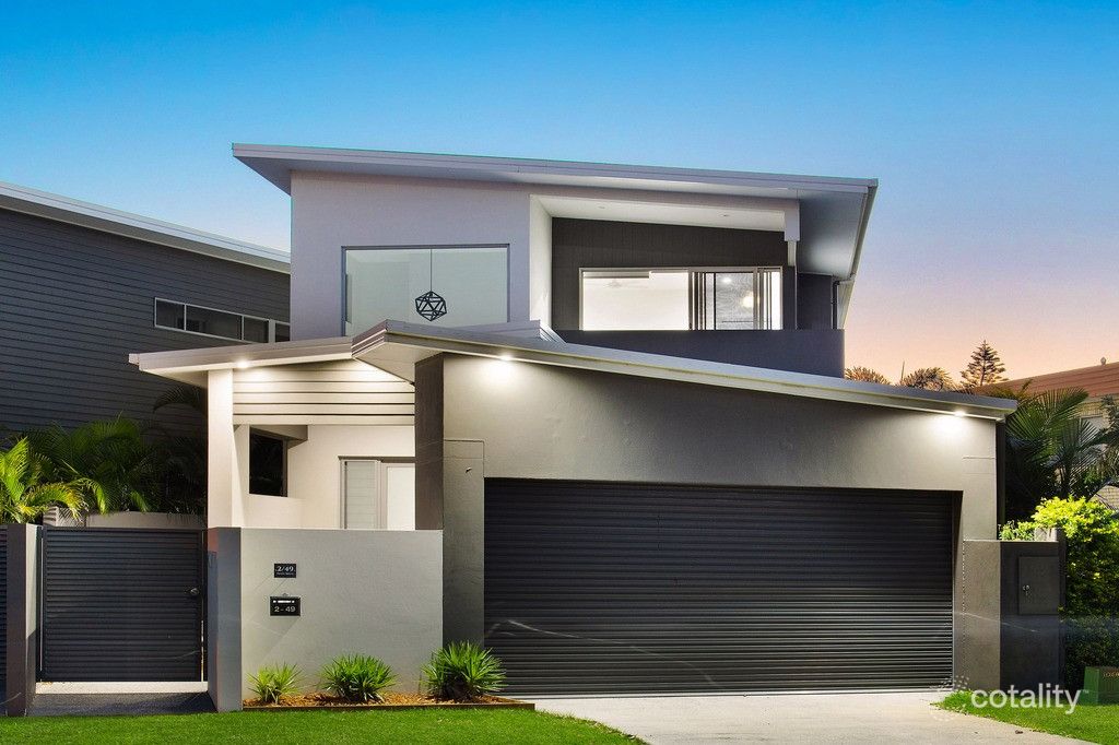 2/49 Sunshine Bvd, Broadbeach Waters, QLD 4218
