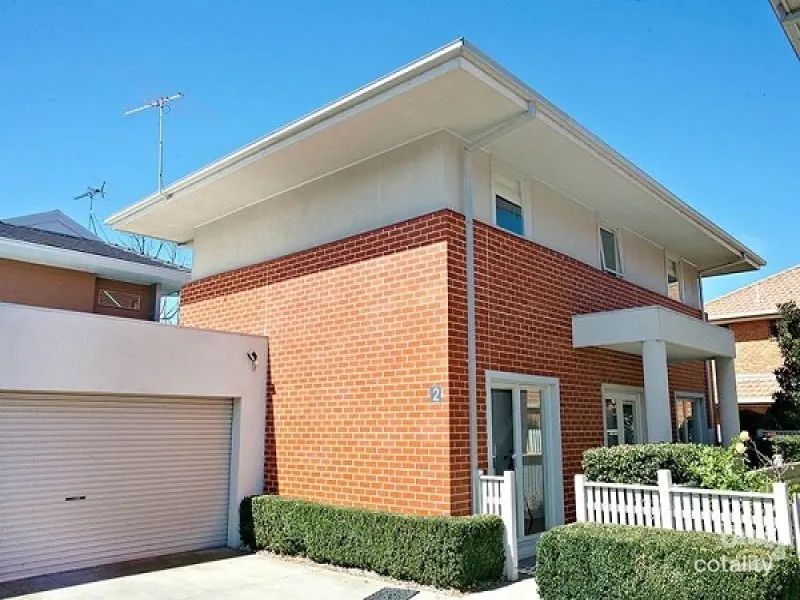 2/6 Railway St S, Altona, VIC 3018