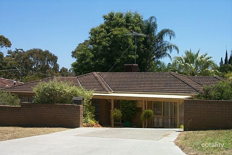 28 Manbari Cres, Wanneroo, WA 6065