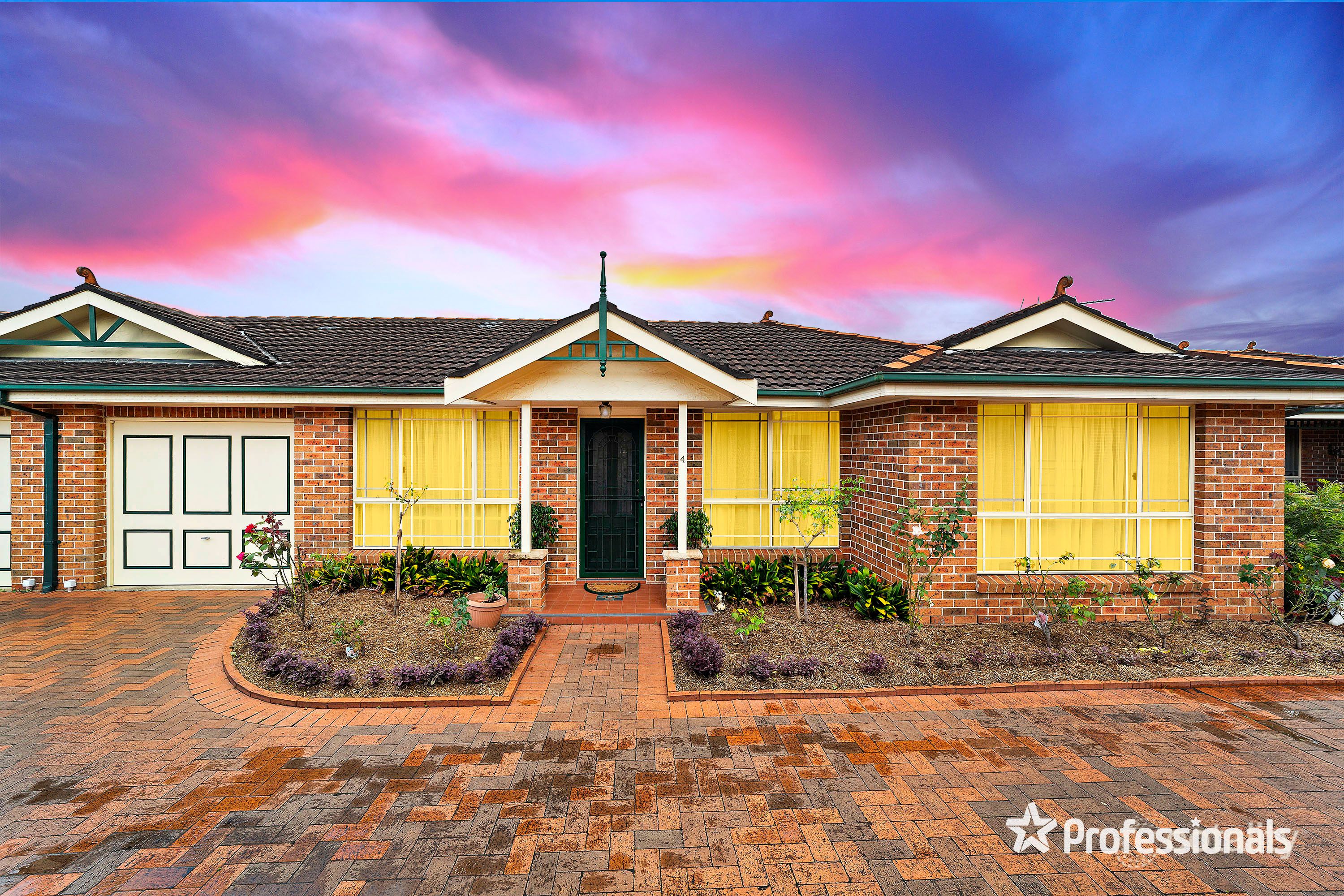 4/26 Parkview Ave, Picnic Point, NSW 2213
