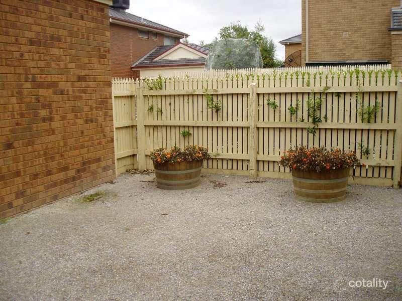 12 Baltusrol Cct, Heatherton, VIC 3202