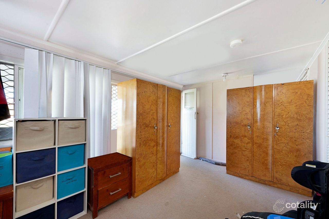 16 Christie St, Walkervale, QLD 4670